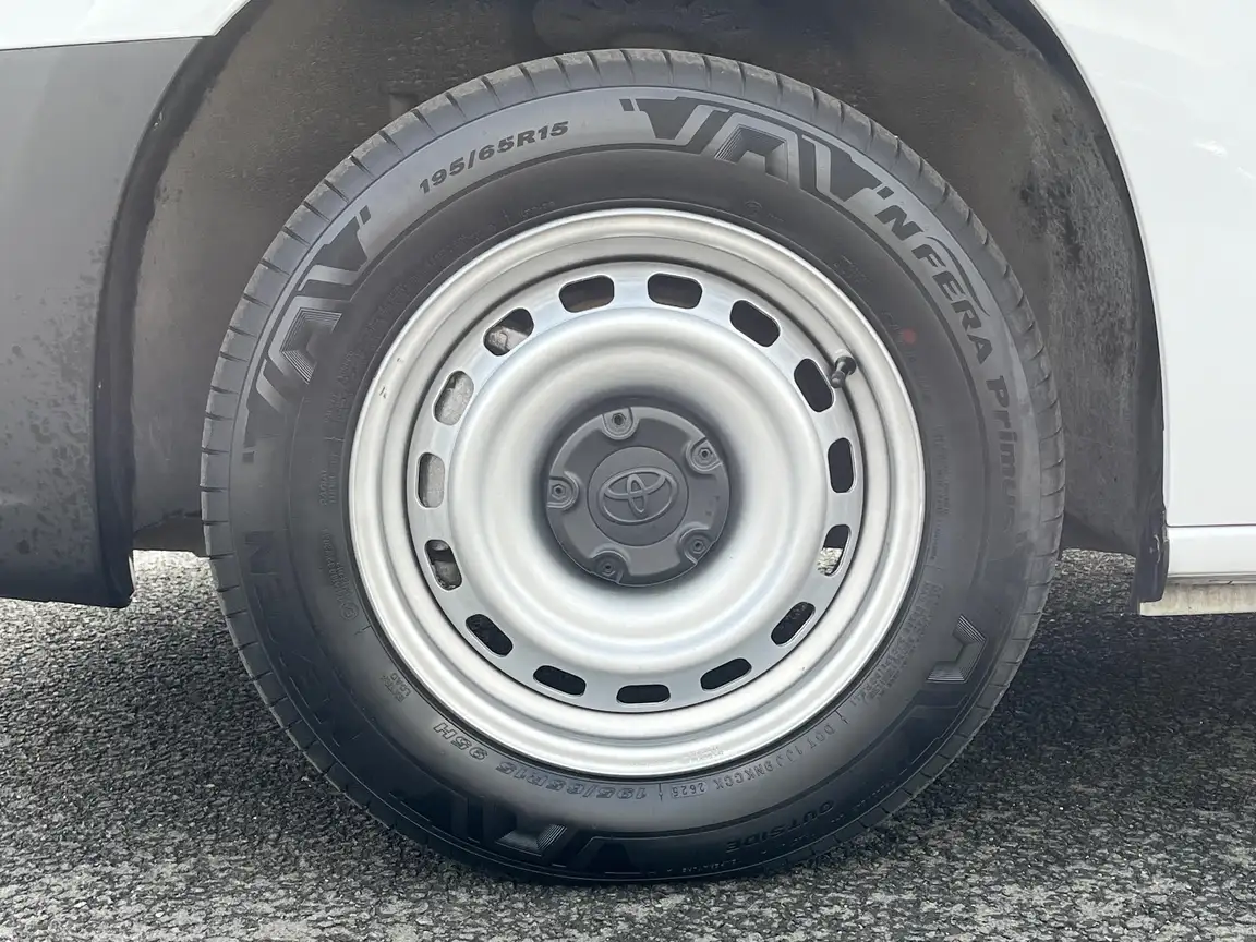 TOYOTA PROACE CITY