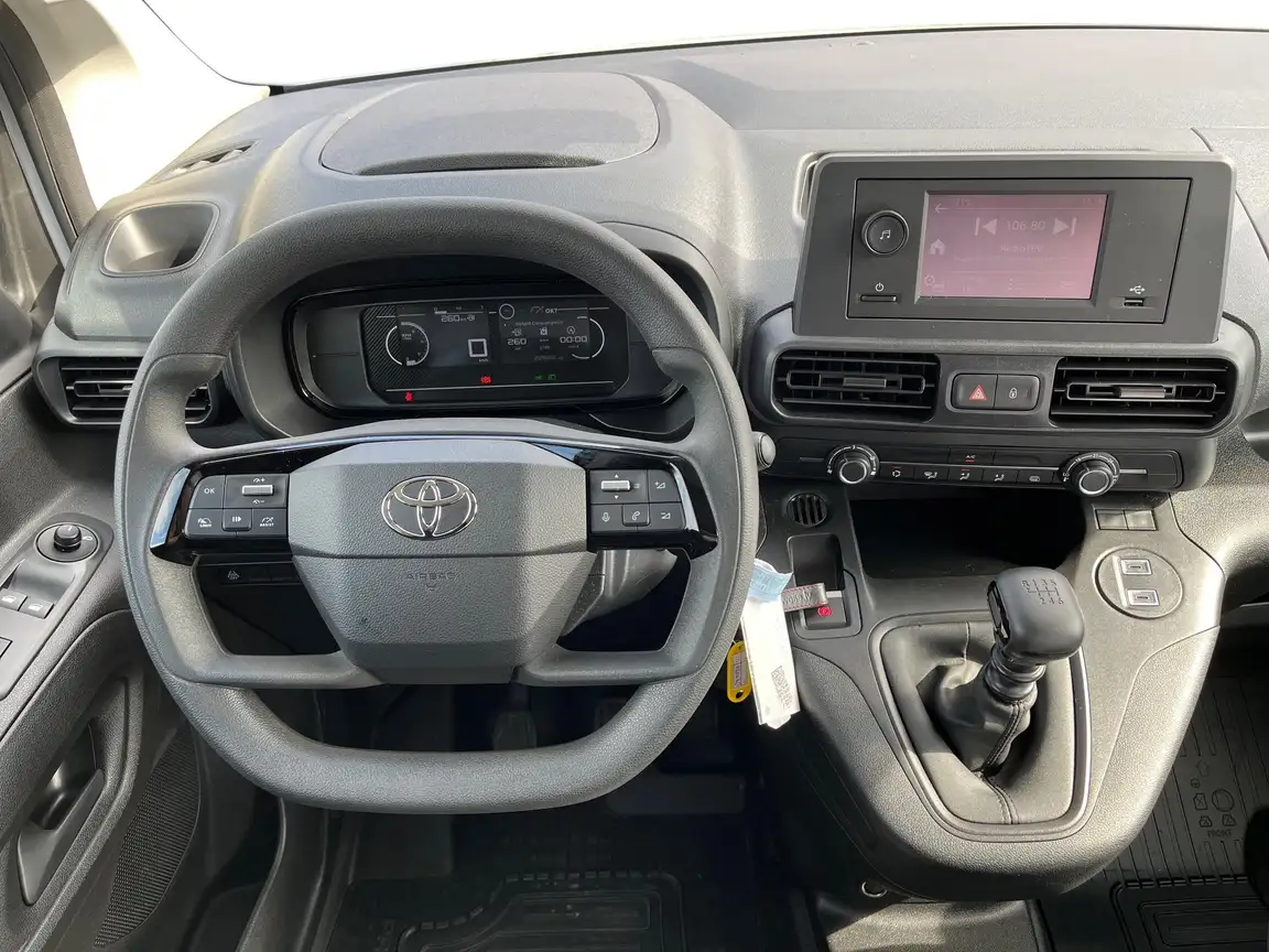TOYOTA PROACE CITY
