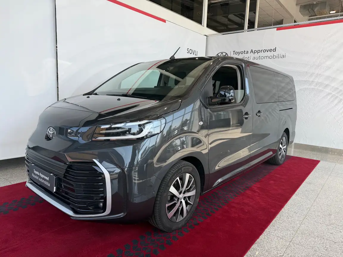 TOYOTA PROACE