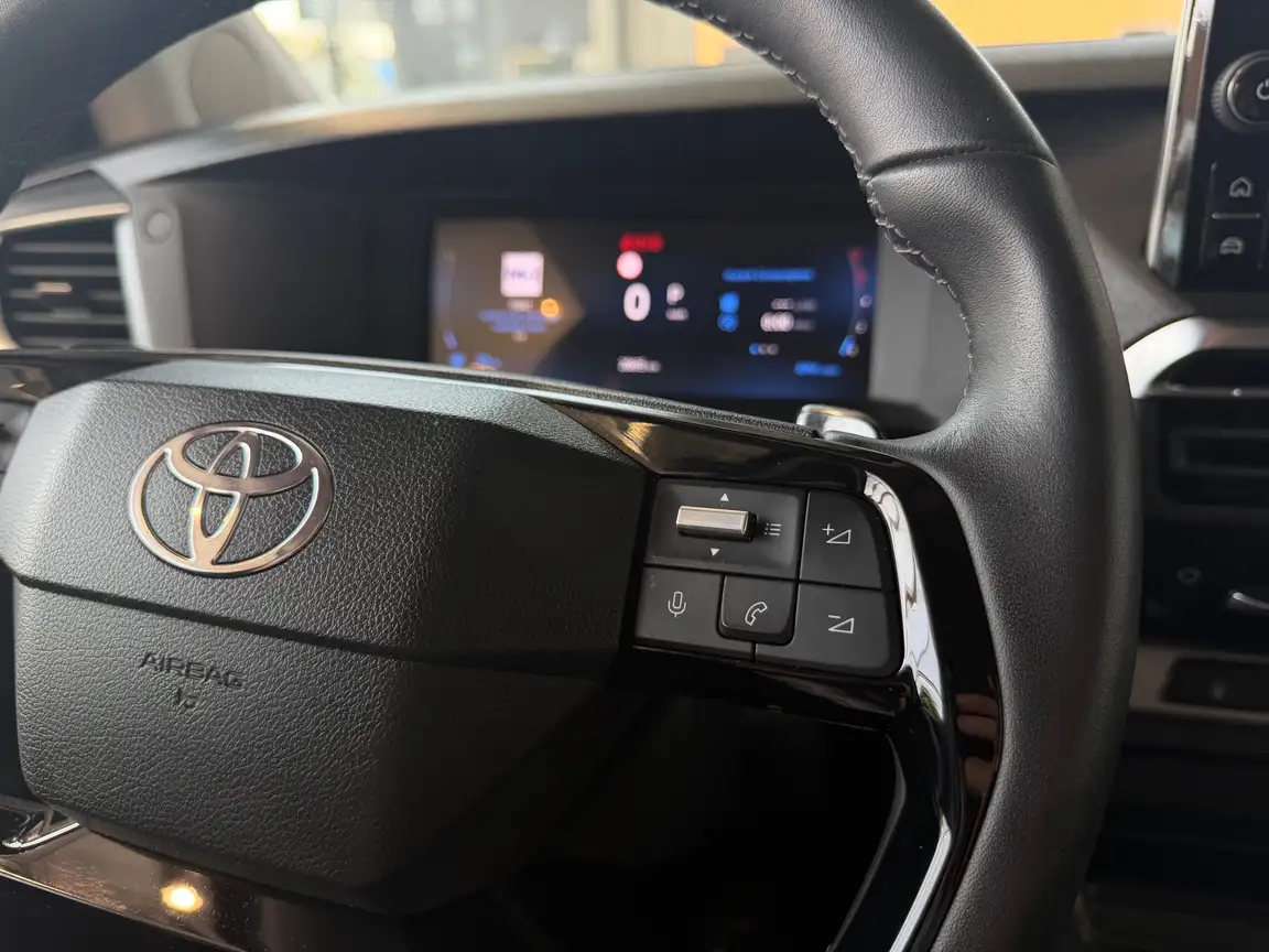 TOYOTA PROACE