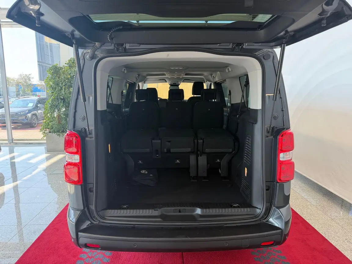 TOYOTA PROACE