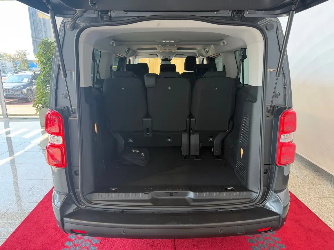 TOYOTA PROACE