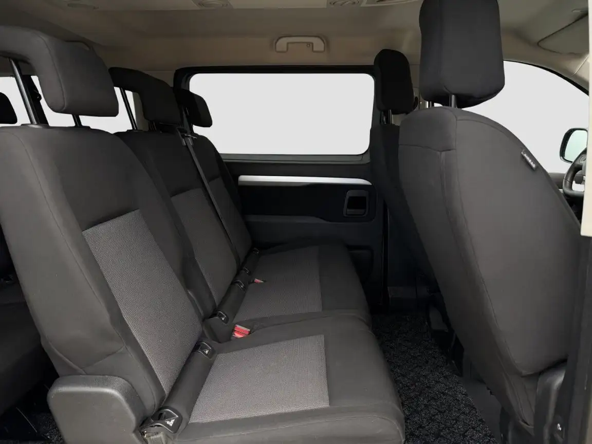 TOYOTA PROACE