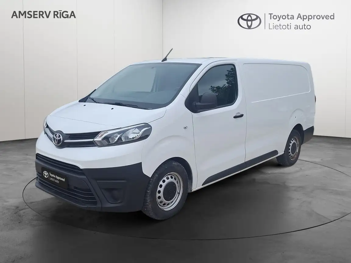 TOYOTA PROACE