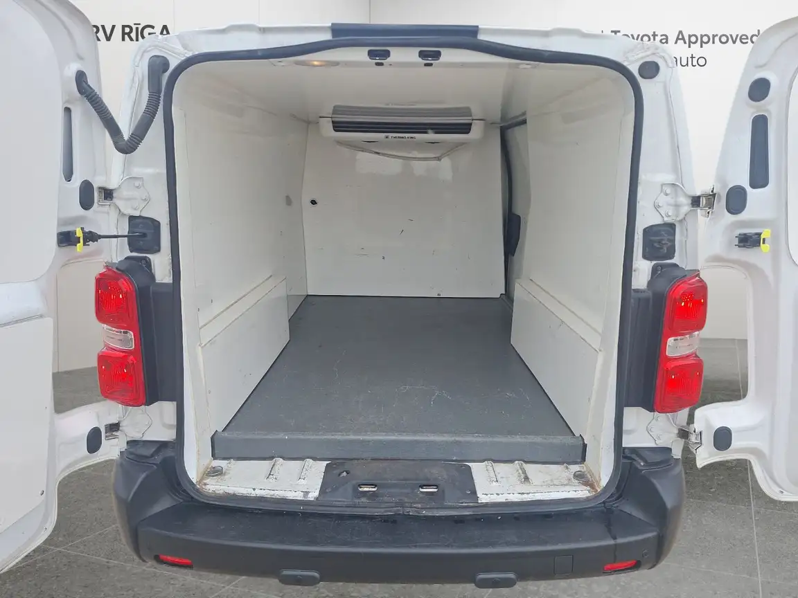 TOYOTA PROACE