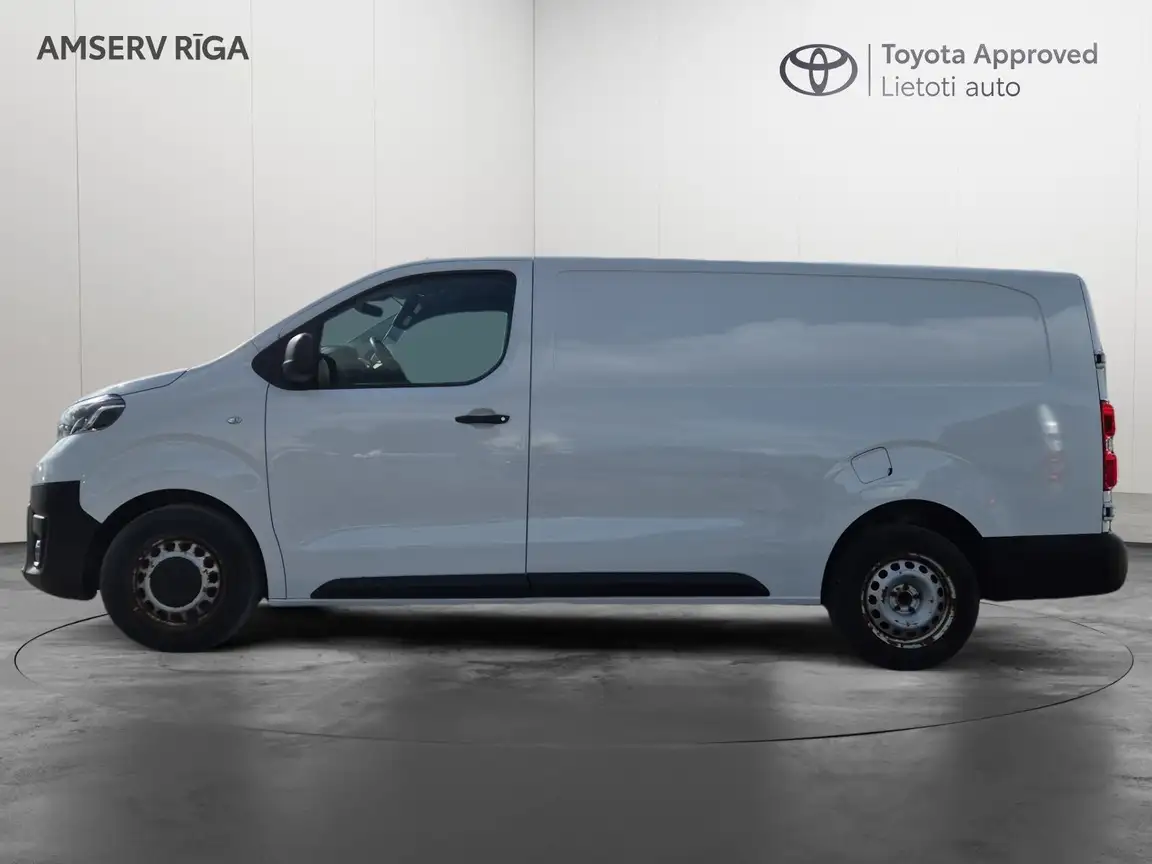 TOYOTA PROACE