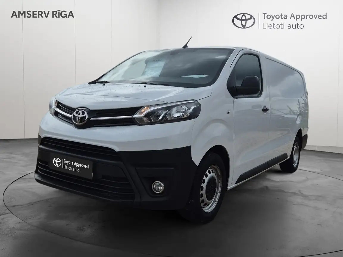 TOYOTA PROACE