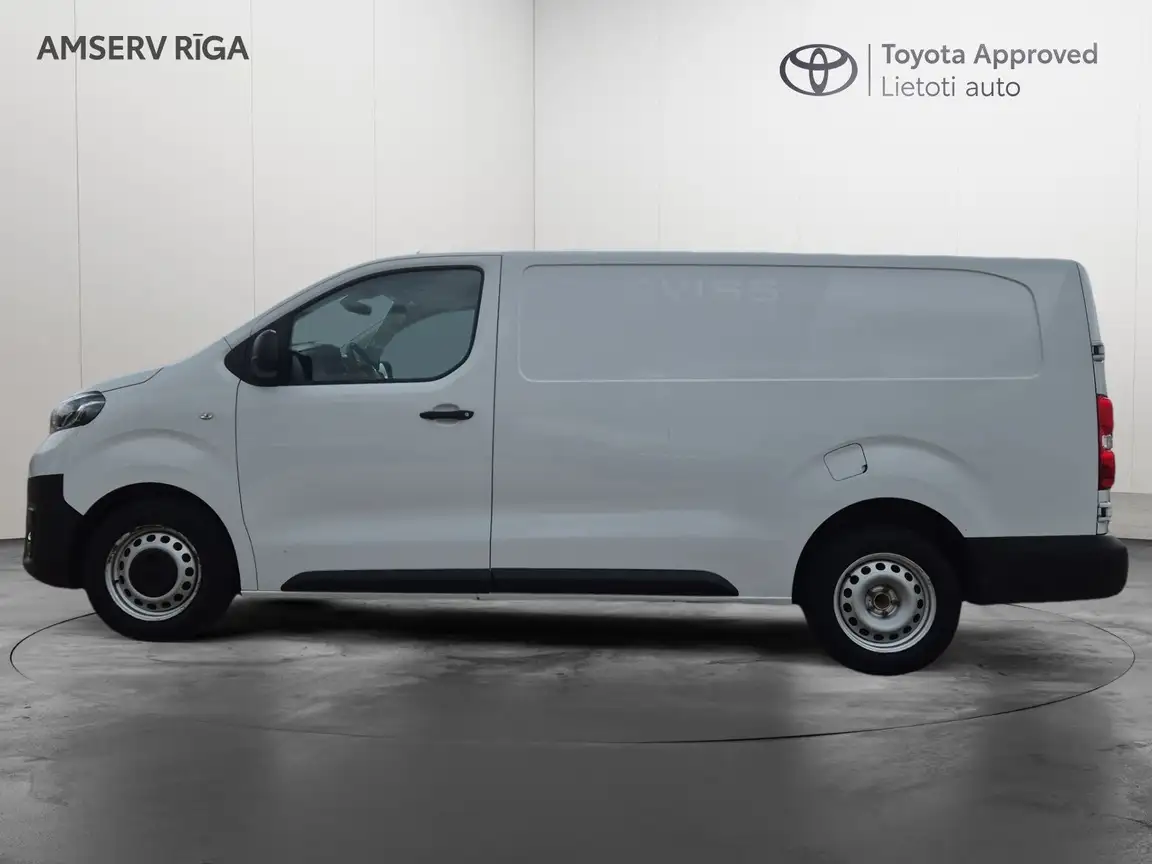 TOYOTA PROACE