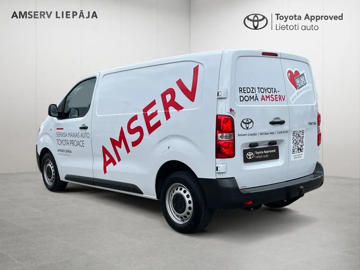 TOYOTA PROACE