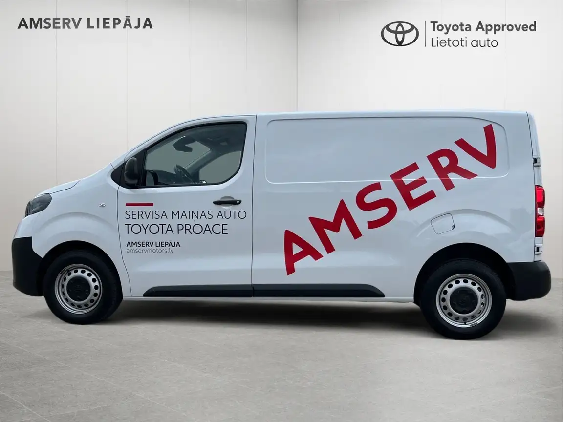 TOYOTA PROACE