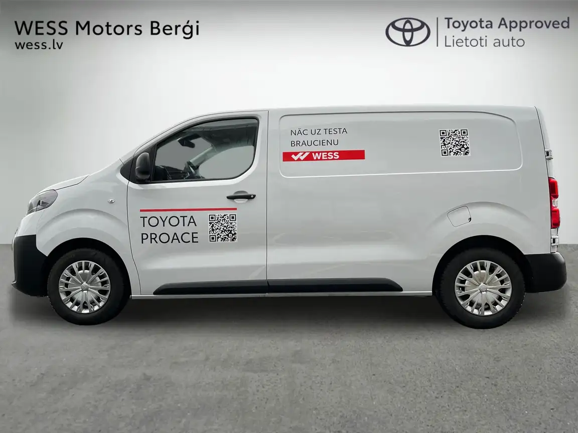TOYOTA PROACE