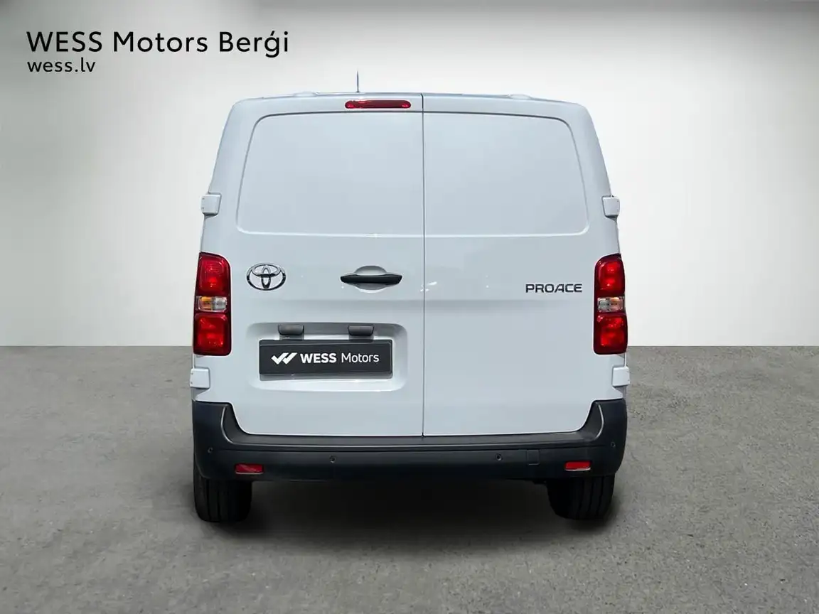TOYOTA PROACE
