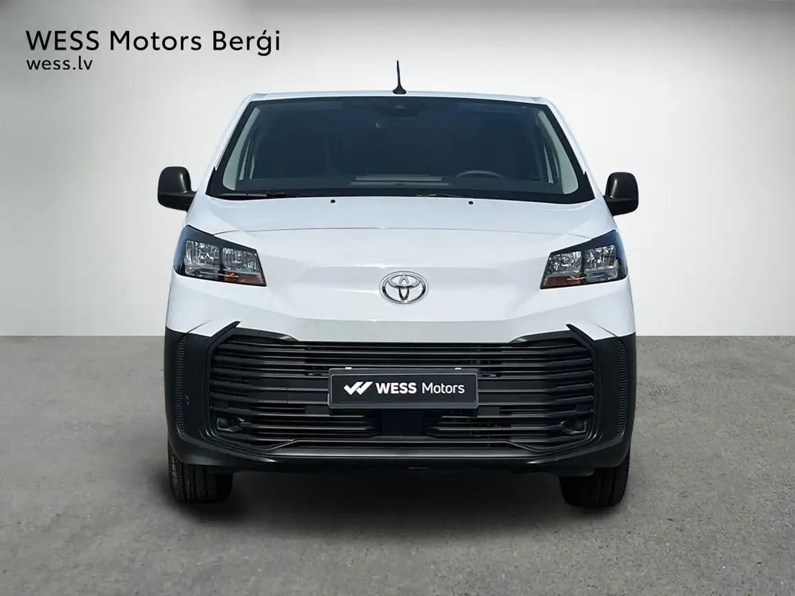 TOYOTA PROACE