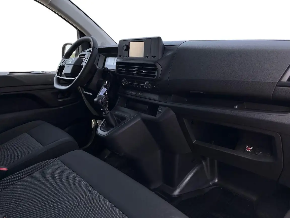 TOYOTA PROACE