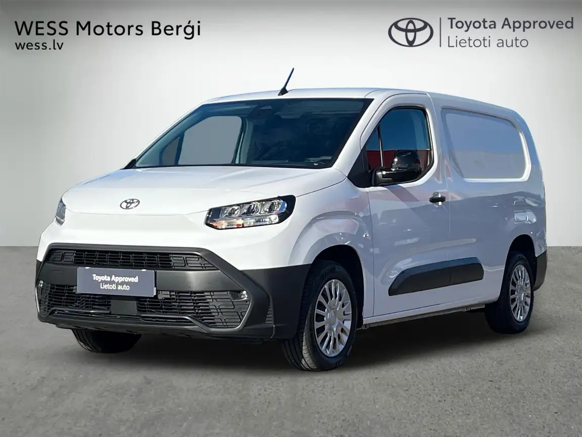 TOYOTA PROACE