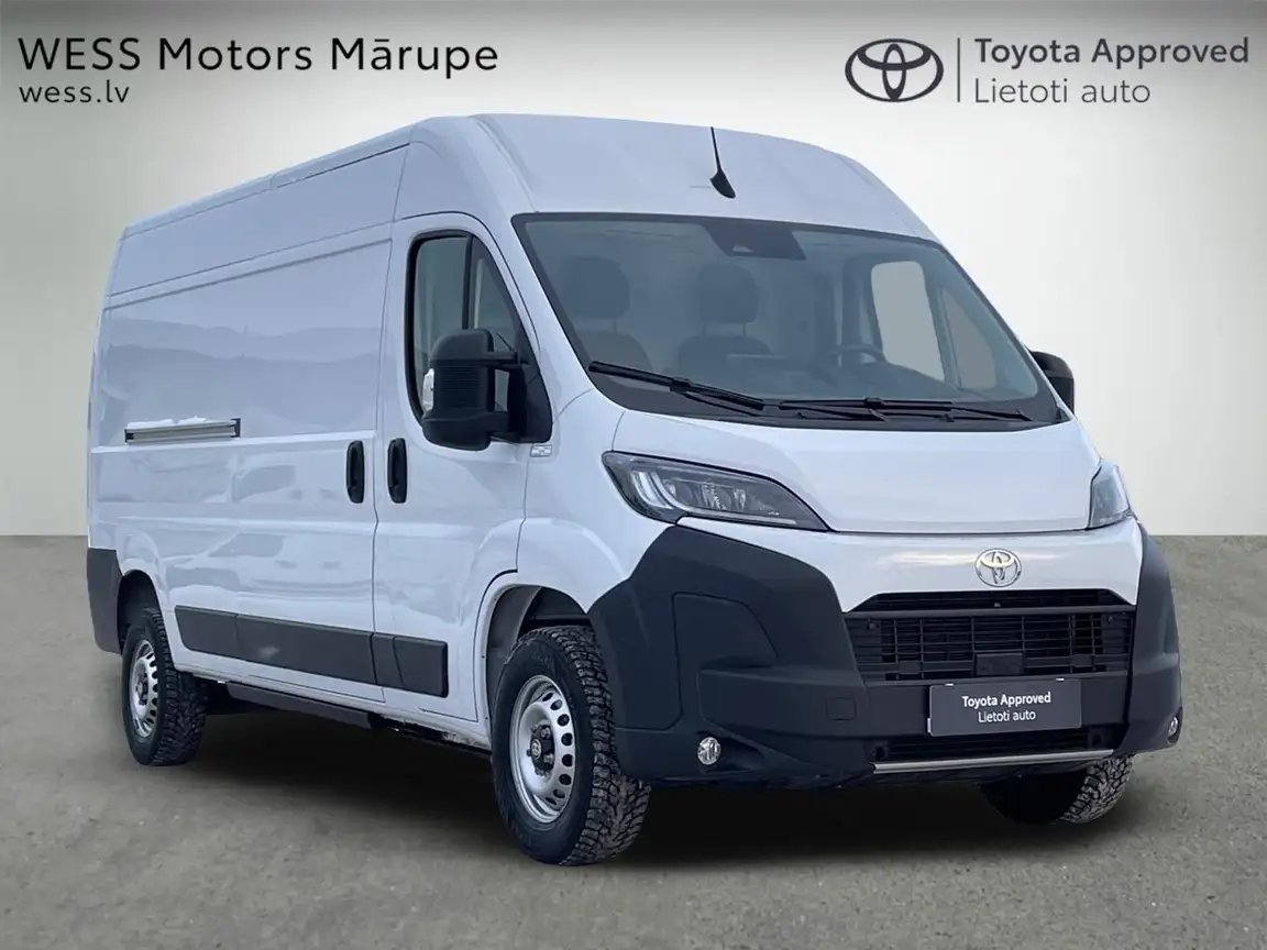 TOYOTA PROACE