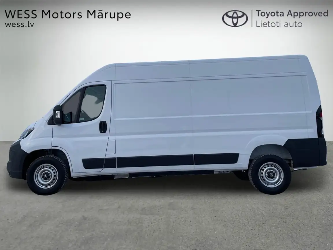 TOYOTA PROACE