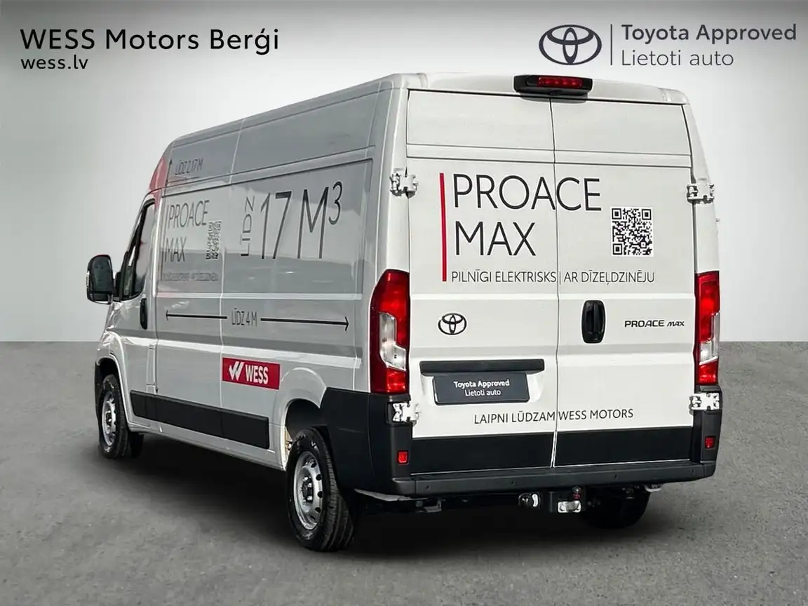 TOYOTA PROACE