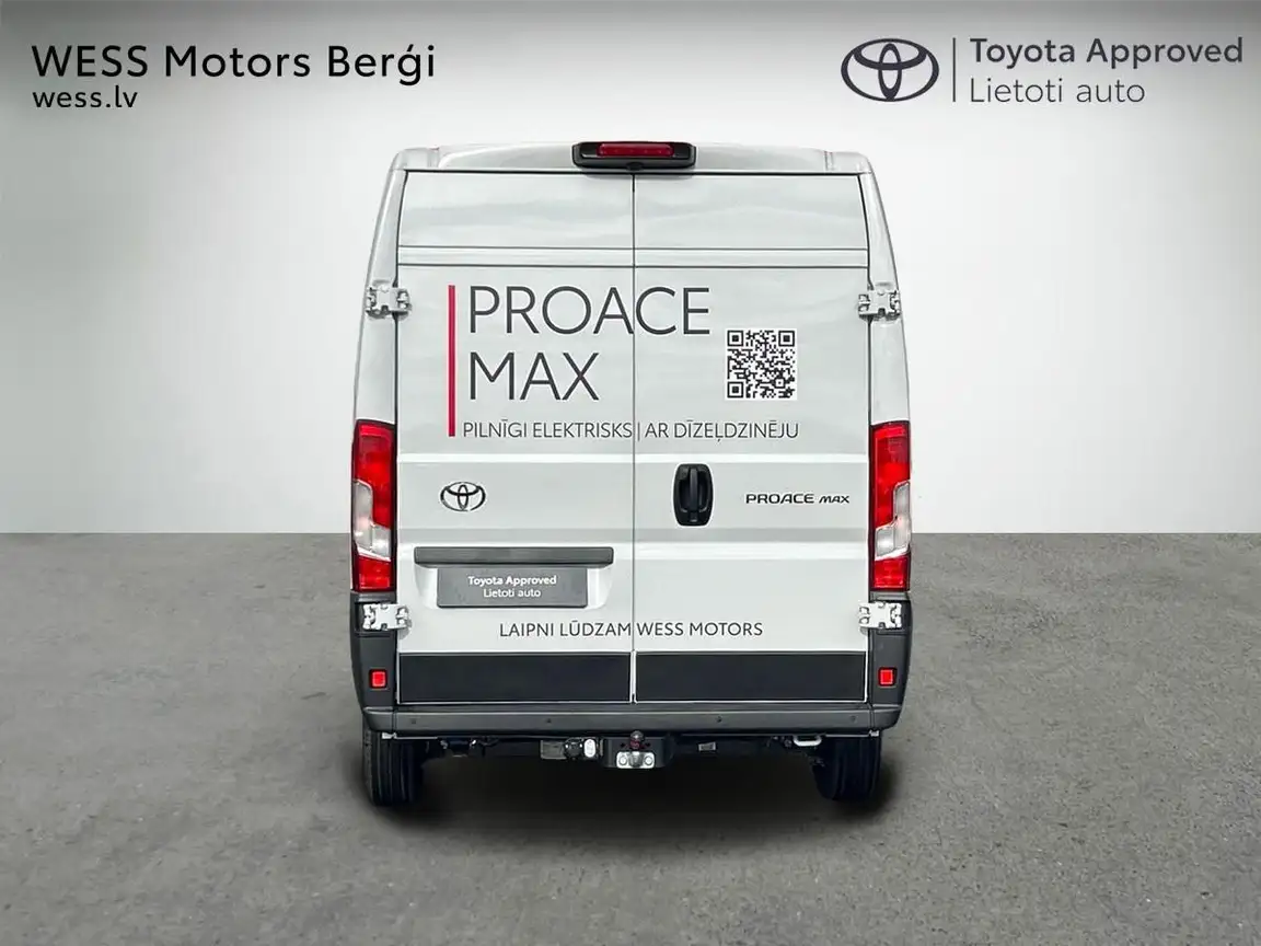 TOYOTA PROACE