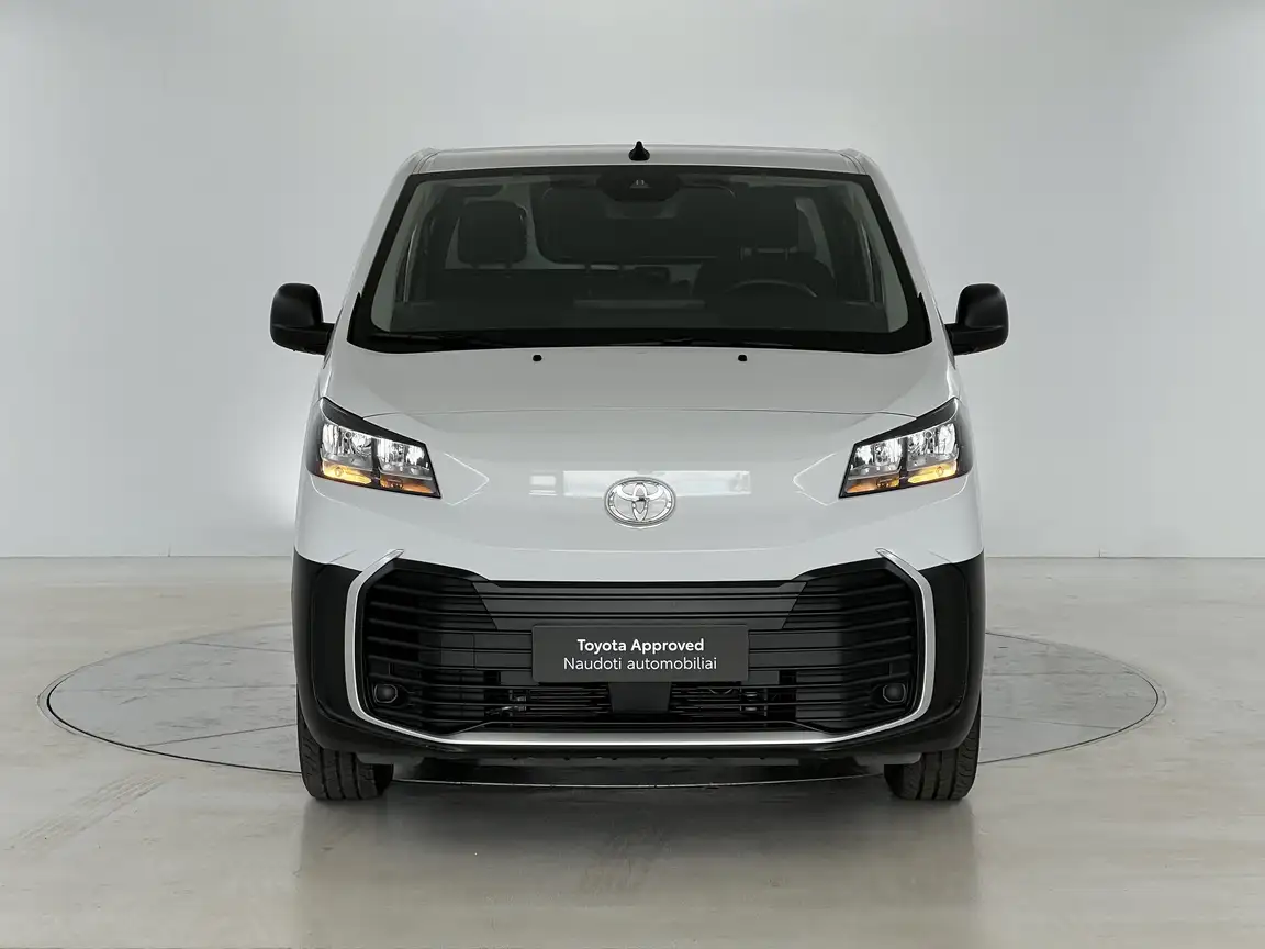 TOYOTA PROACE
