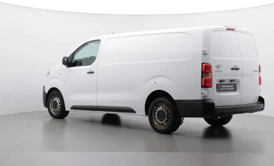 TOYOTA PROACE
