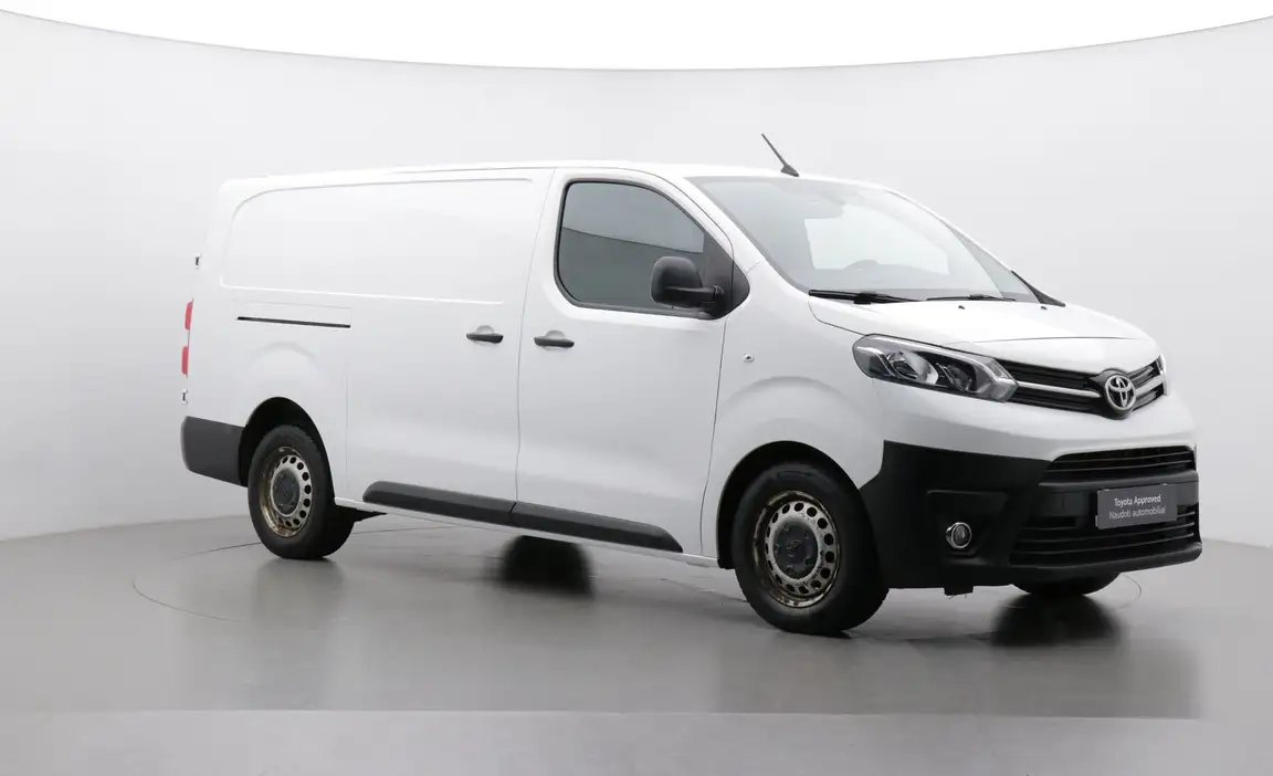 TOYOTA PROACE