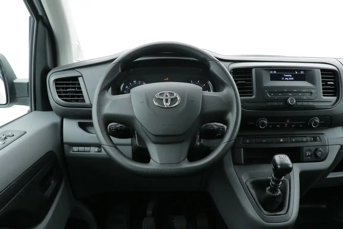 TOYOTA PROACE
