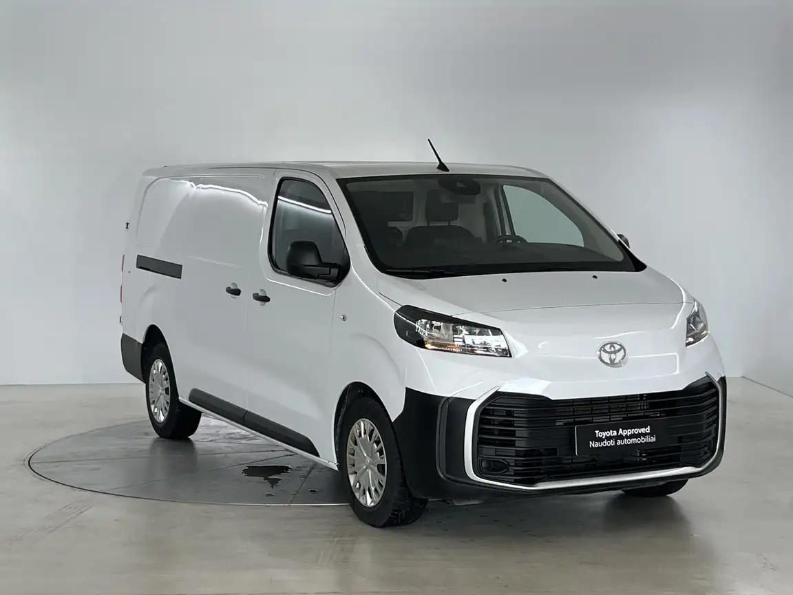 TOYOTA PROACE