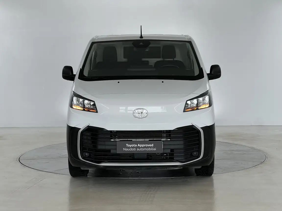 TOYOTA PROACE