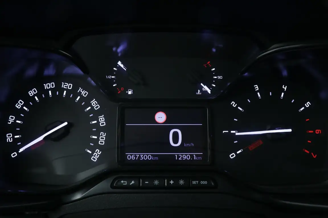 TOYOTA PROACE