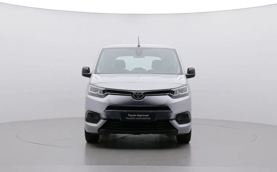 TOYOTA PROACE