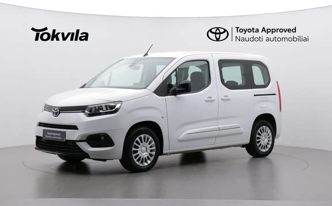 TOYOTA PROACE