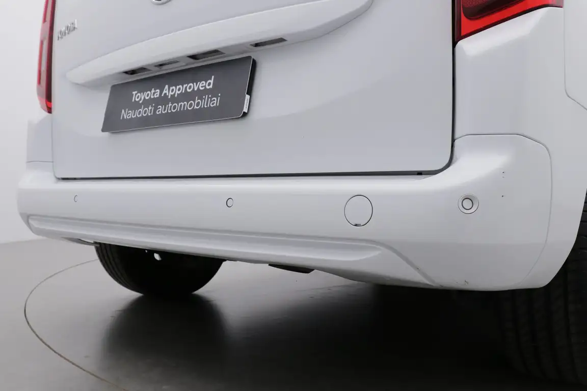 TOYOTA PROACE