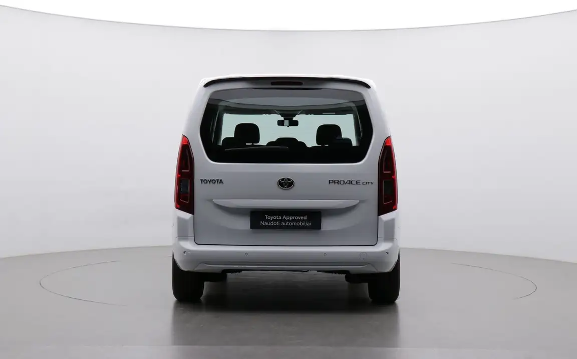 TOYOTA PROACE