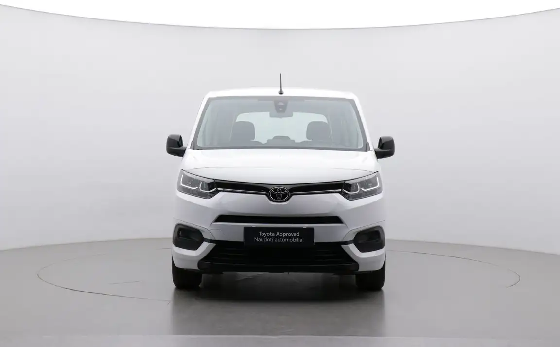 TOYOTA PROACE