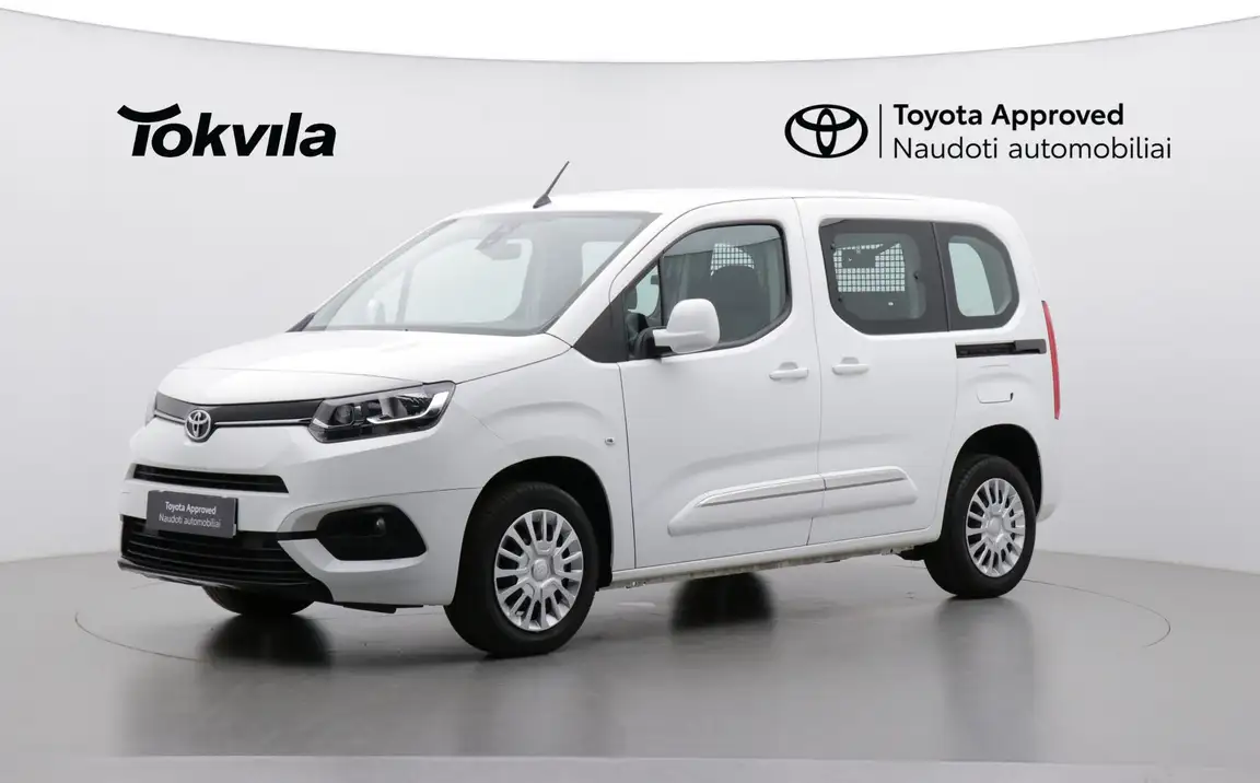 TOYOTA PROACE