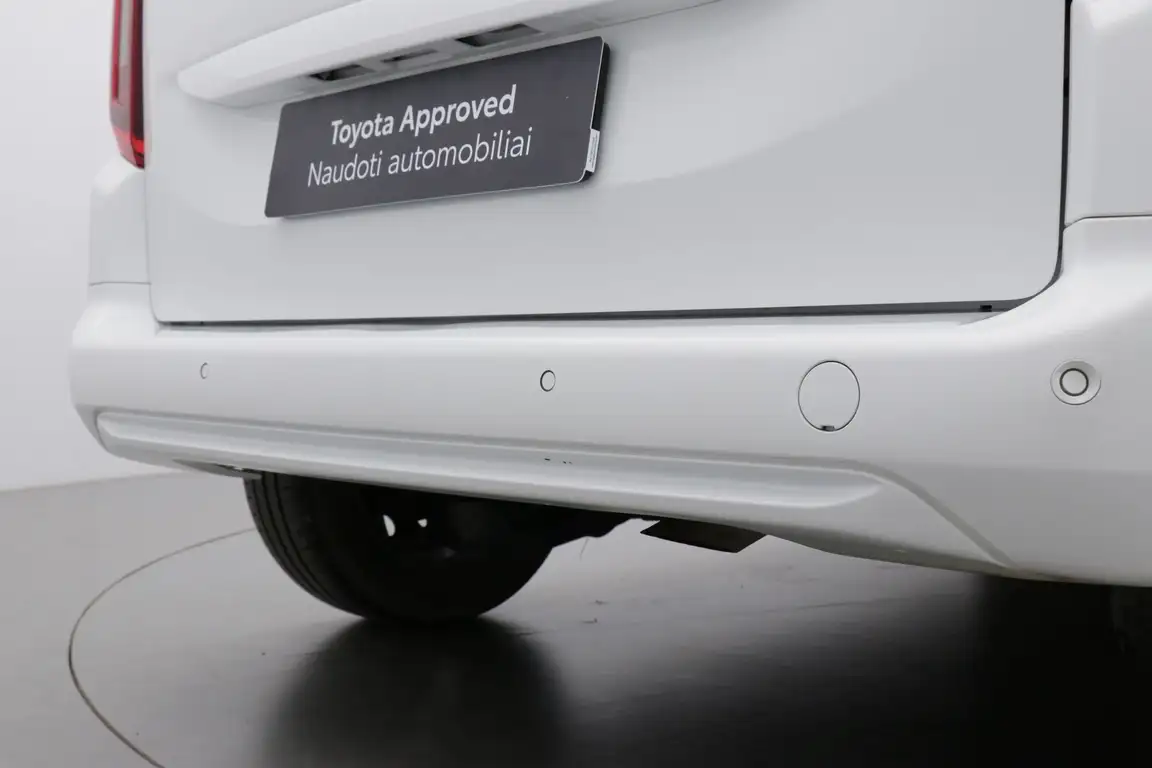 TOYOTA PROACE