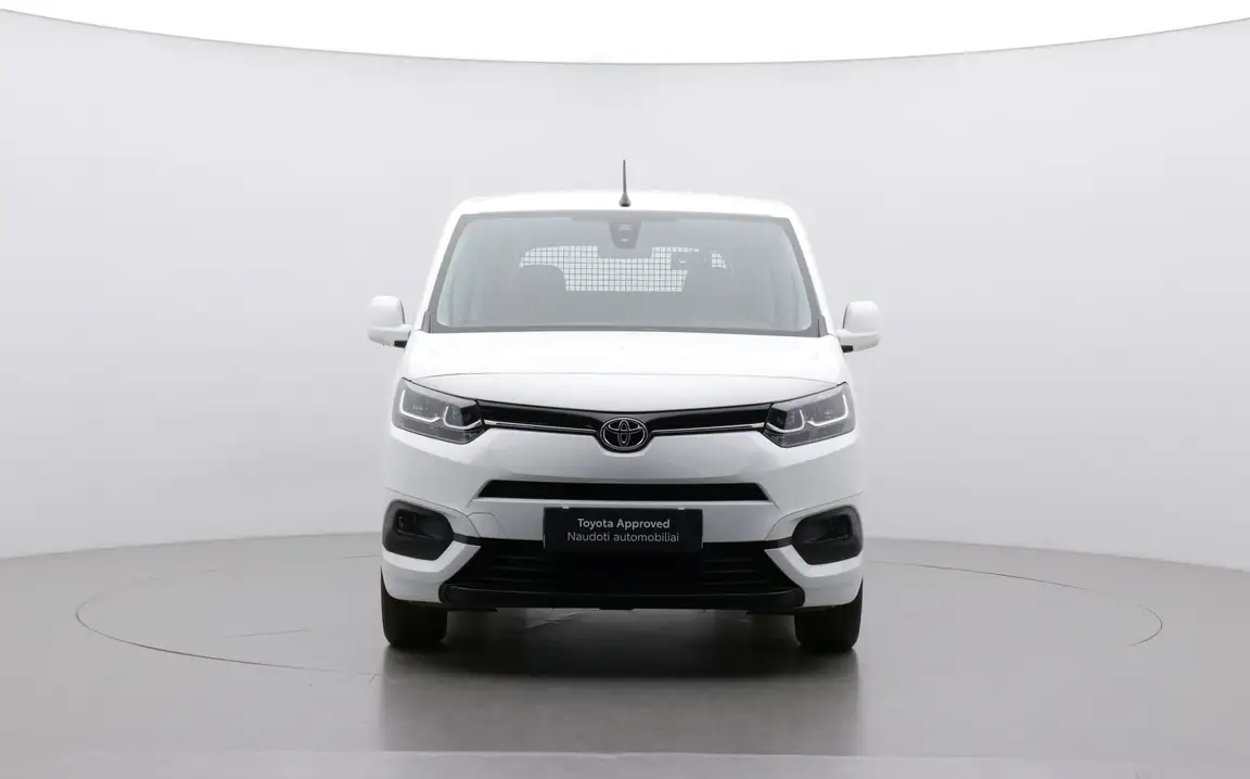 TOYOTA PROACE