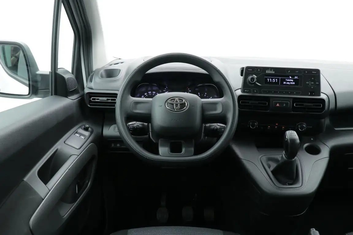 TOYOTA PROACE