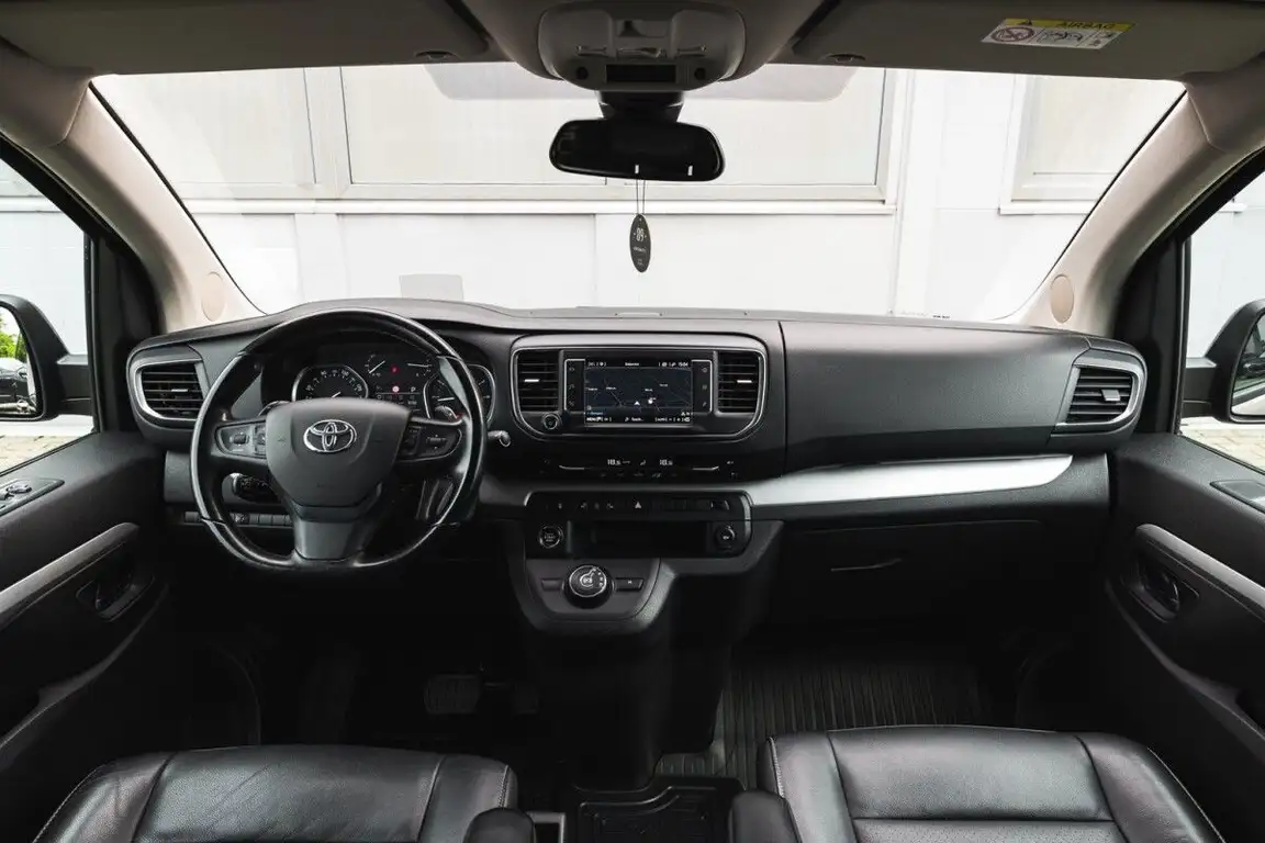TOYOTA PROACE VERSO