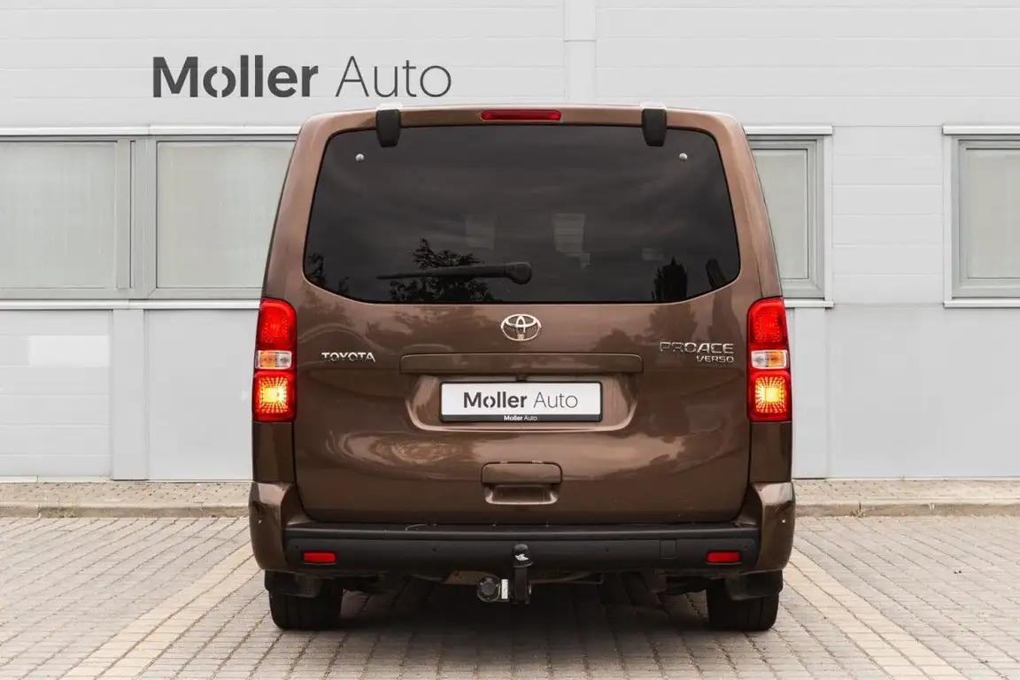 TOYOTA PROACE VERSO