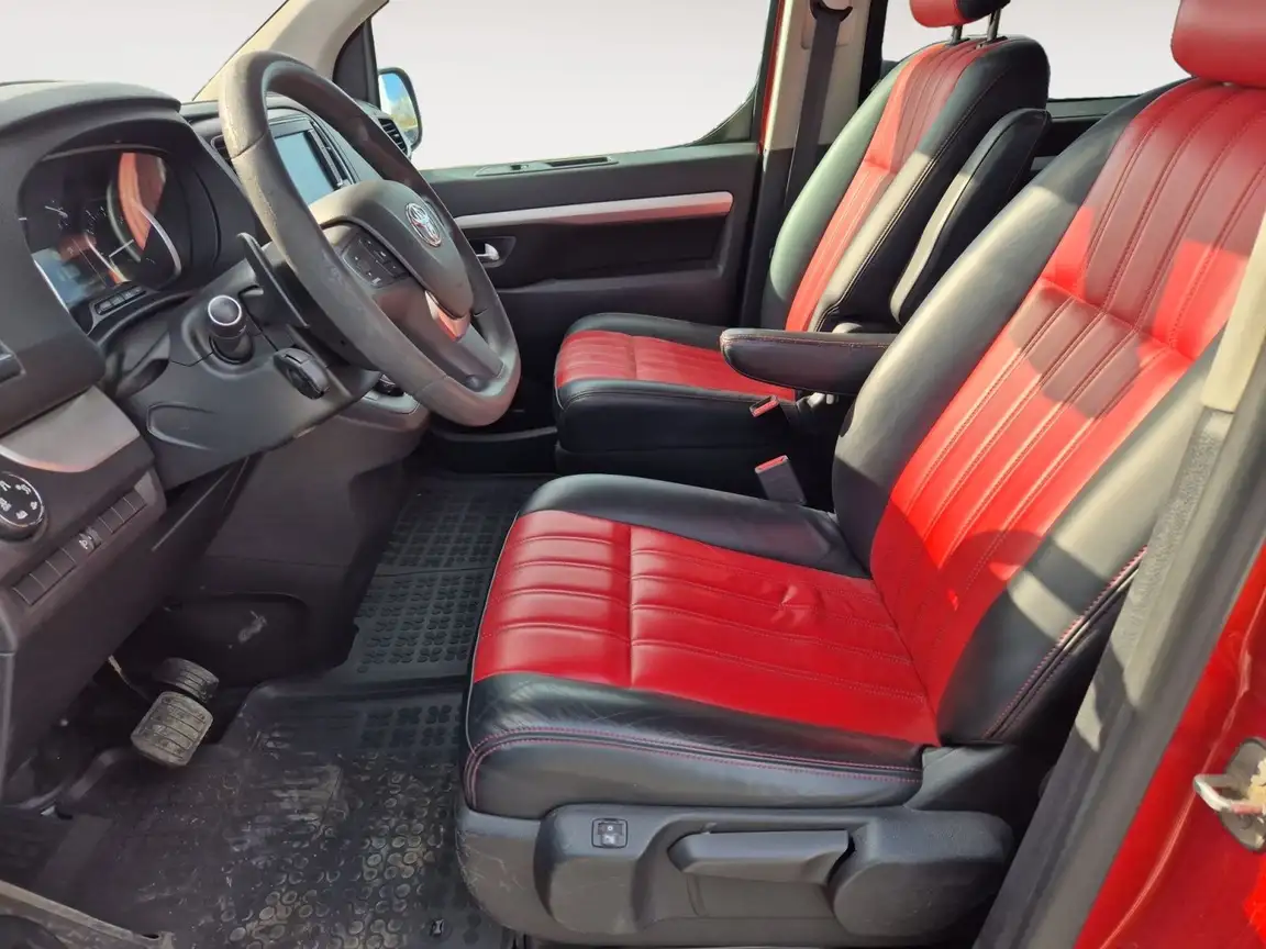 TOYOTA PROACE VERSO