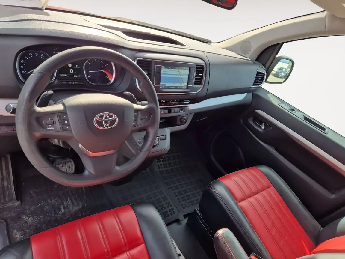 TOYOTA PROACE VERSO