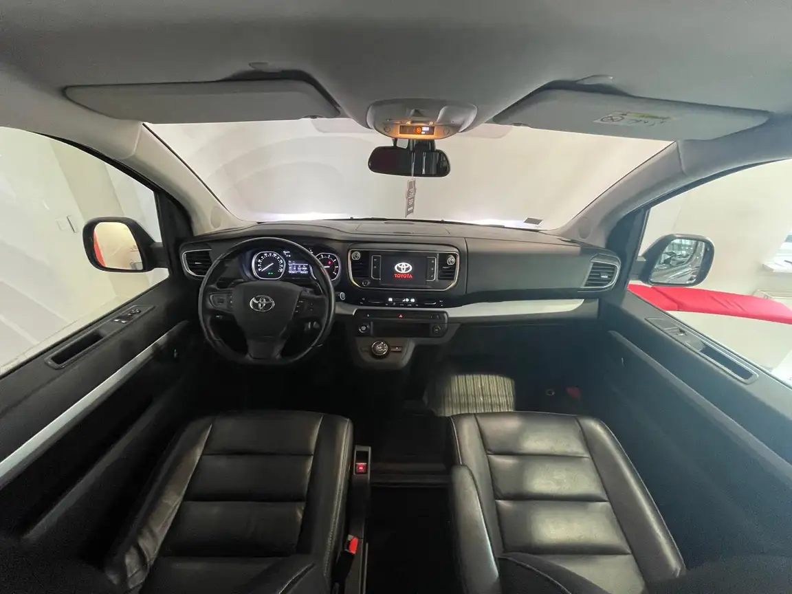 TOYOTA PROACE VERSO
