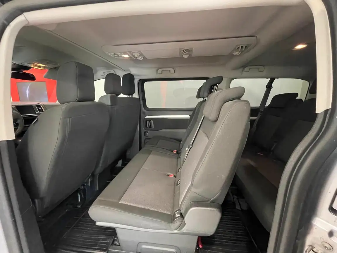 TOYOTA PROACE