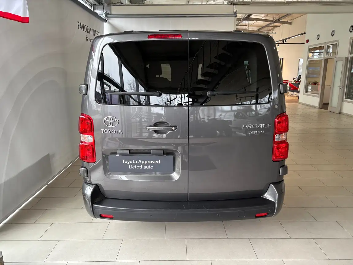 TOYOTA PROACE VERSO