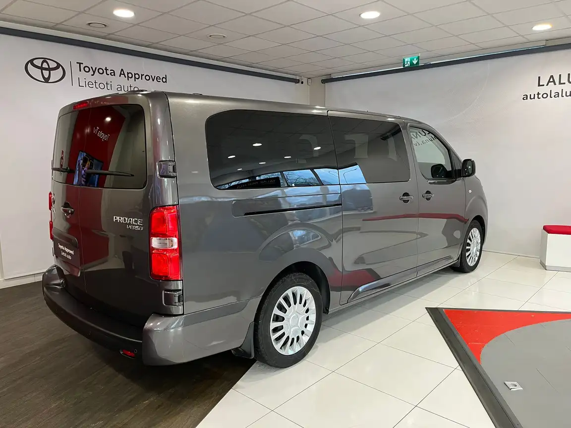 TOYOTA PROACE VERSO