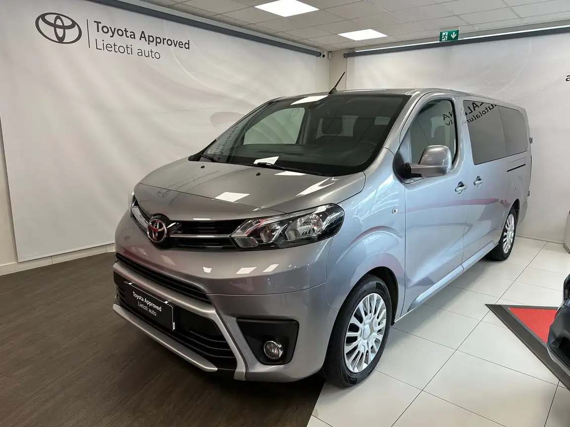 TOYOTA PROACE VERSO