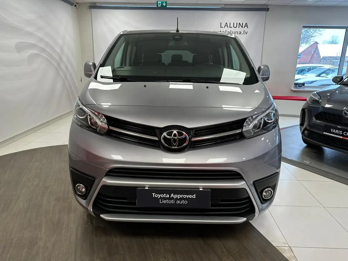 TOYOTA PROACE VERSO