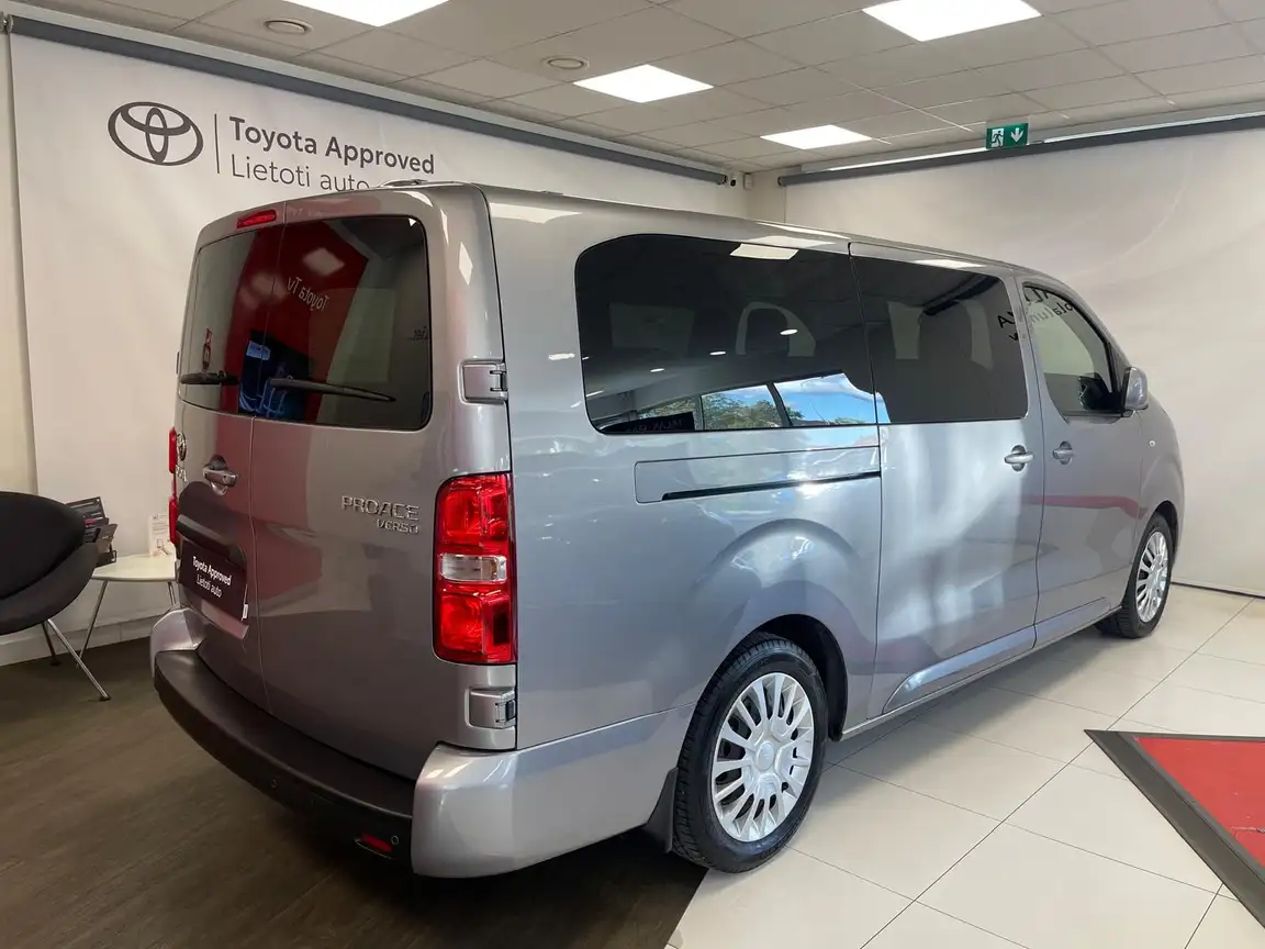 TOYOTA PROACE VERSO